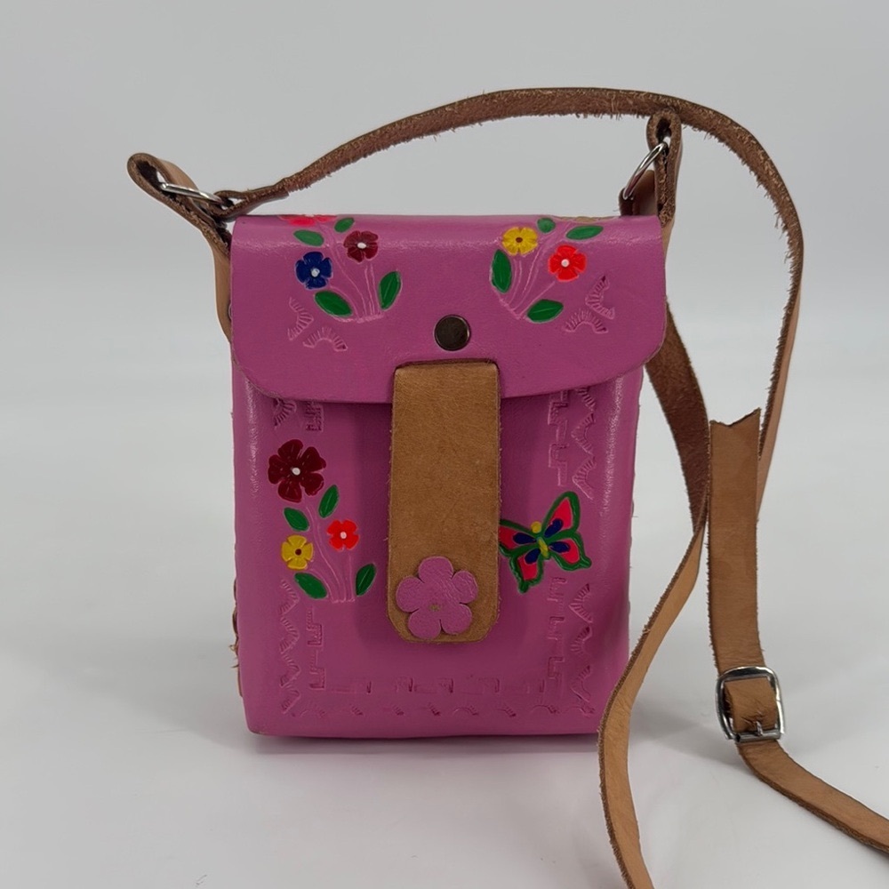 Vintage Artisan Artsy Tooled Leather Floral Butterfly Made In Mexico Crossbody